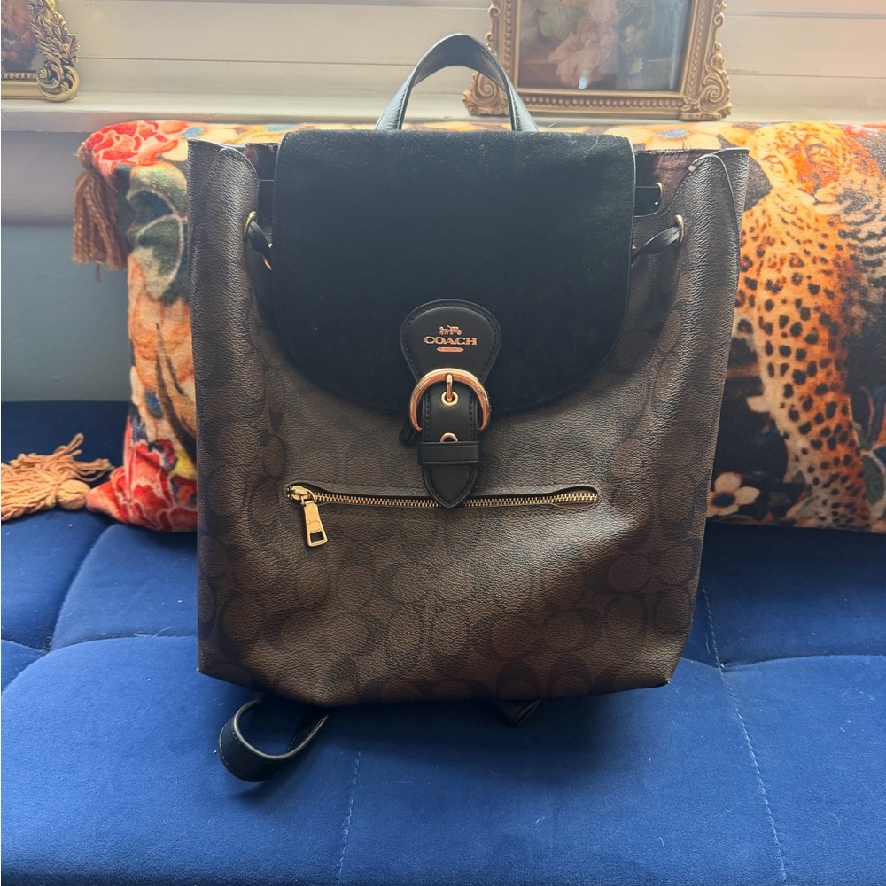 Coach Kleo Backpack in brown signature